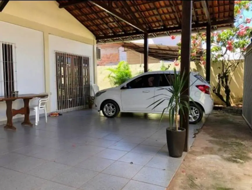 Foto 1 de Casa com 3 Quartos à venda, 180m² em Marambaia, Belém