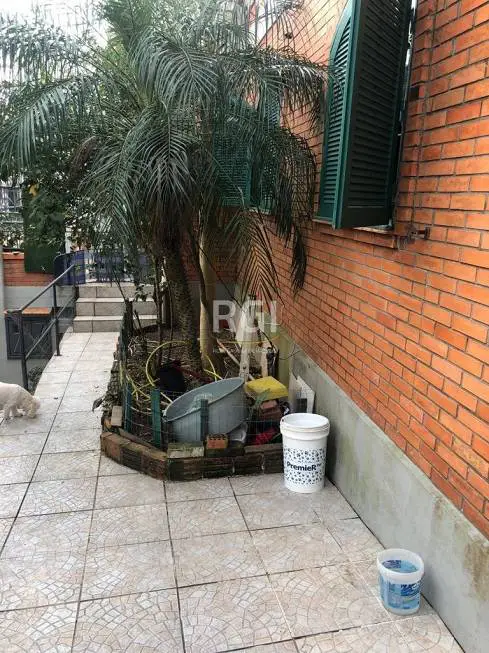 Foto 1 de Casa com 3 Quartos à venda, 143m² em Medianeira, Porto Alegre