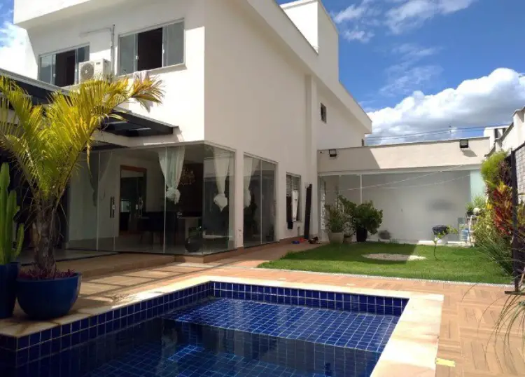 Foto 1 de Casa com 3 Quartos à venda, 490m² em Papicu, Fortaleza
