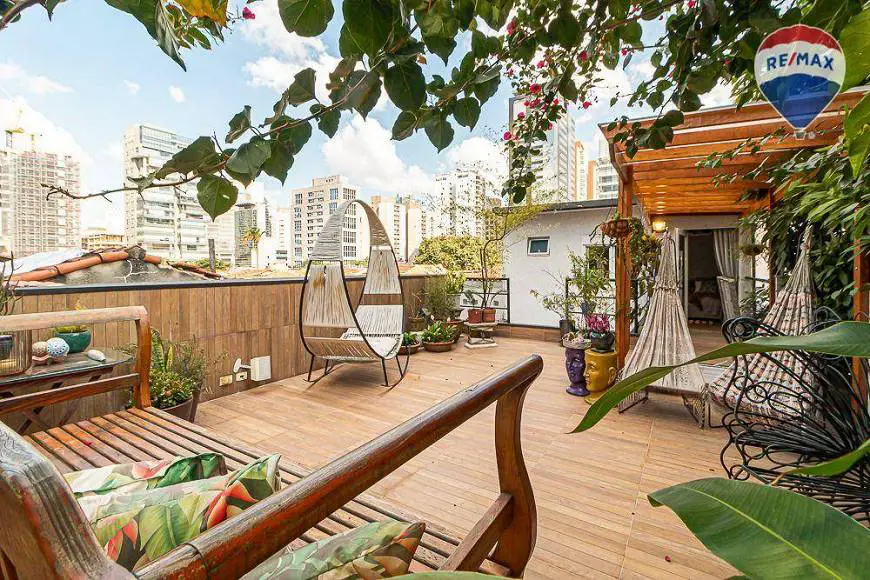 Foto 1 de Casa com 3 Quartos à venda, 170m² em Vila Nova Conceição, São Paulo