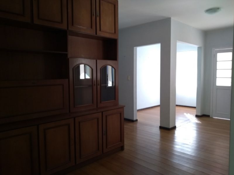 Foto 2 de Casa com 4 Quartos à venda, 190m² em Bom Retiro, Blumenau