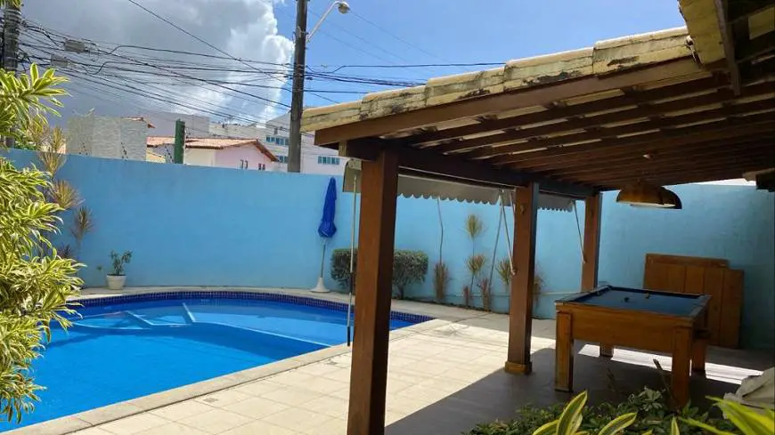 Foto 1 de Casa com 5 Quartos para alugar, 650m² em Vilas do Atlantico, Lauro de Freitas