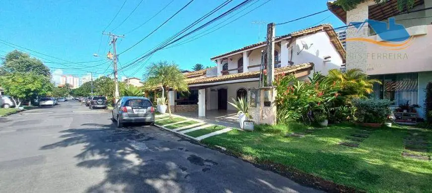 Foto 1 de Casa de Condomínio com 3 Quartos para alugar, 210m² em Piatã, Salvador