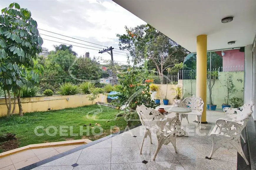 Foto 1 de Sobrado com 3 Quartos à venda, 330m² em Jardim Das Bandeiras, São Paulo