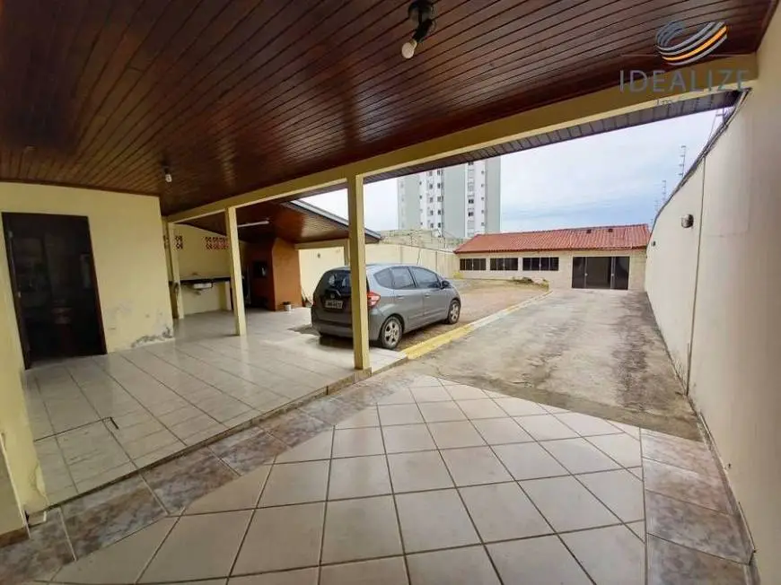 Foto 5 de Sobrado com 4 Quartos à venda, 540m² em Centro, São José dos Pinhais