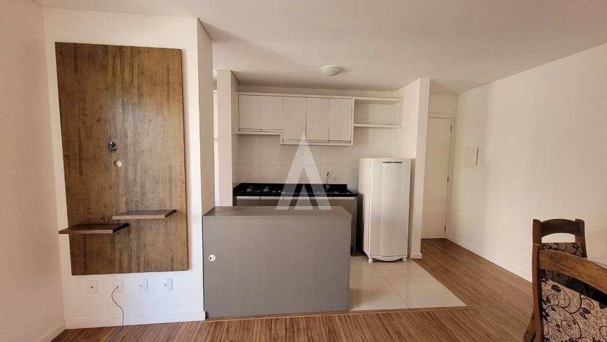 Foto 2 de Apartamento com 1 Quarto à venda, 62m² em Bom Retiro, Joinville