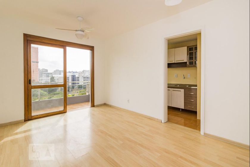 Foto 2 de Apartamento com 1 Quarto para alugar, 60m² em Centro Histórico, Porto Alegre