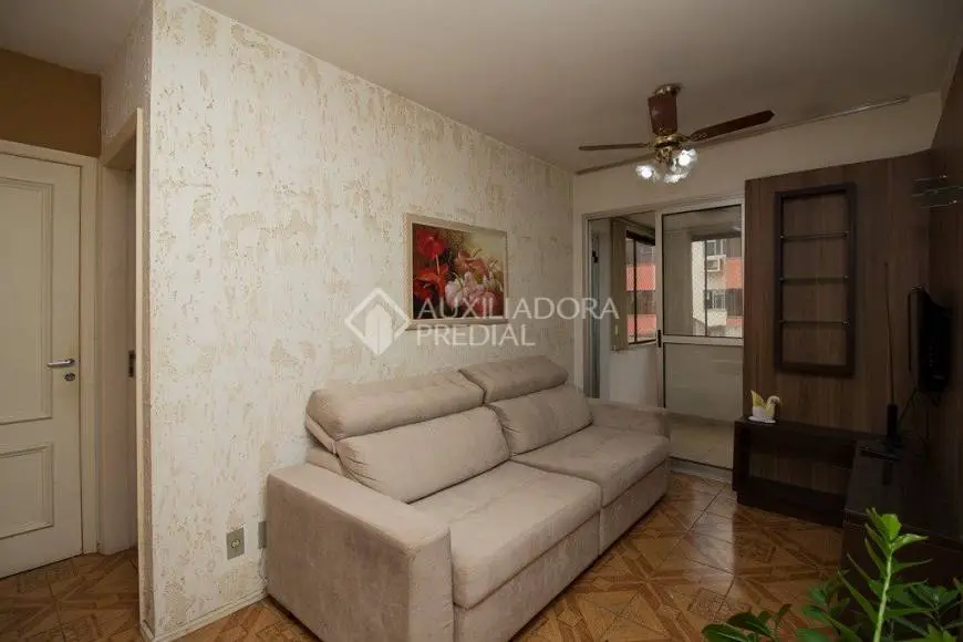 Foto 4 de Apartamento com 1 Quarto para alugar, 44m² em Humaitá, Porto Alegre