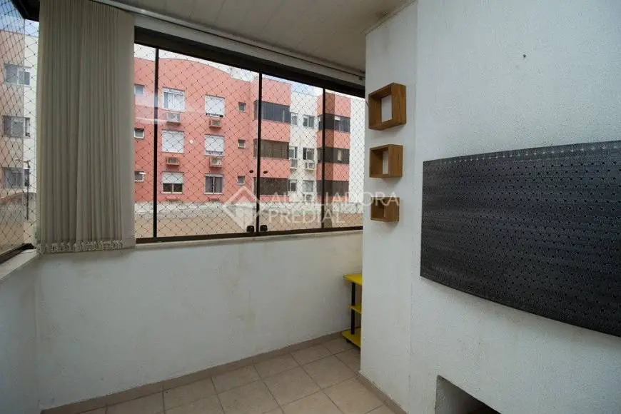 Foto 5 de Apartamento com 1 Quarto para alugar, 44m² em Humaitá, Porto Alegre