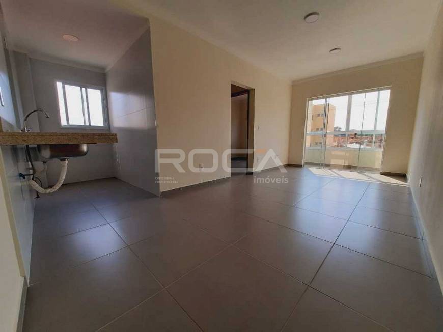 Foto 3 de Apartamento com 1 Quarto para alugar, 42m² em Vila Costa do Sol, São Carlos