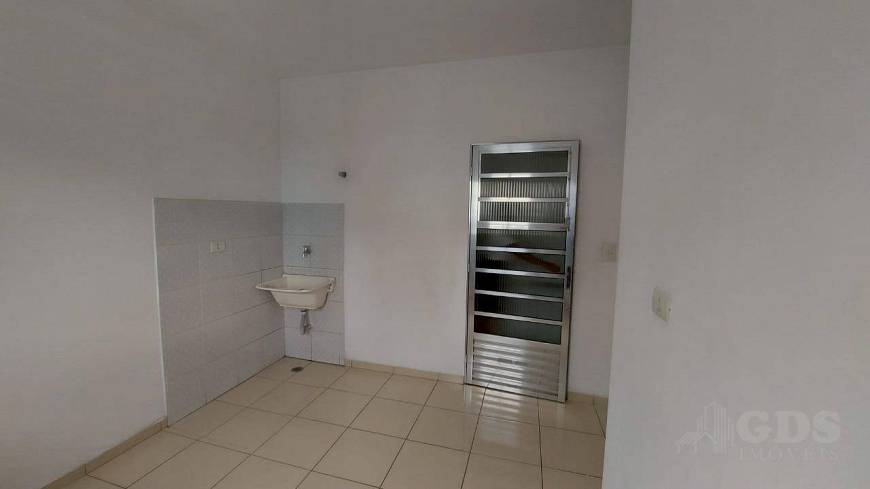 Foto 1 de Apartamento com 1 Quarto para alugar, 30m² em Vila Mangalot, São Paulo