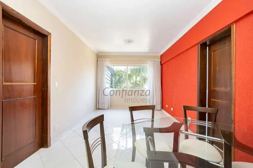 Foto 3 de Apartamento com 2 Quartos para alugar, 73m² em Bigorrilho, Curitiba