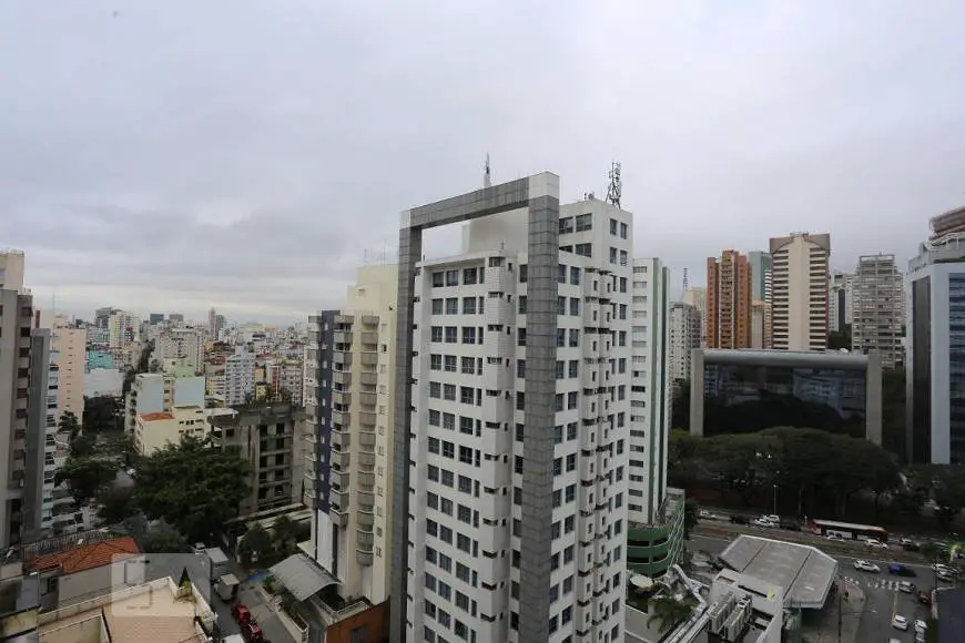 Foto 5 de Apartamento com 2 Quartos para alugar, 56m² em Consolação, São Paulo