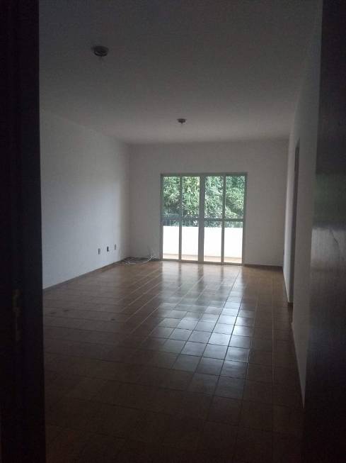 Foto 2 de Apartamento com 2 Quartos para alugar, 90m² em Jardim Margarida, Lorena