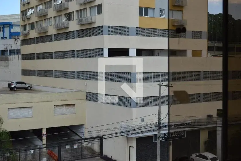 Foto 3 de Apartamento com 2 Quartos para alugar, 70m² em Partenon, Porto Alegre