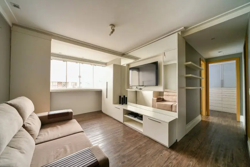 Foto 1 de Apartamento com 2 Quartos para alugar, 75m² em Passo da Areia, Porto Alegre