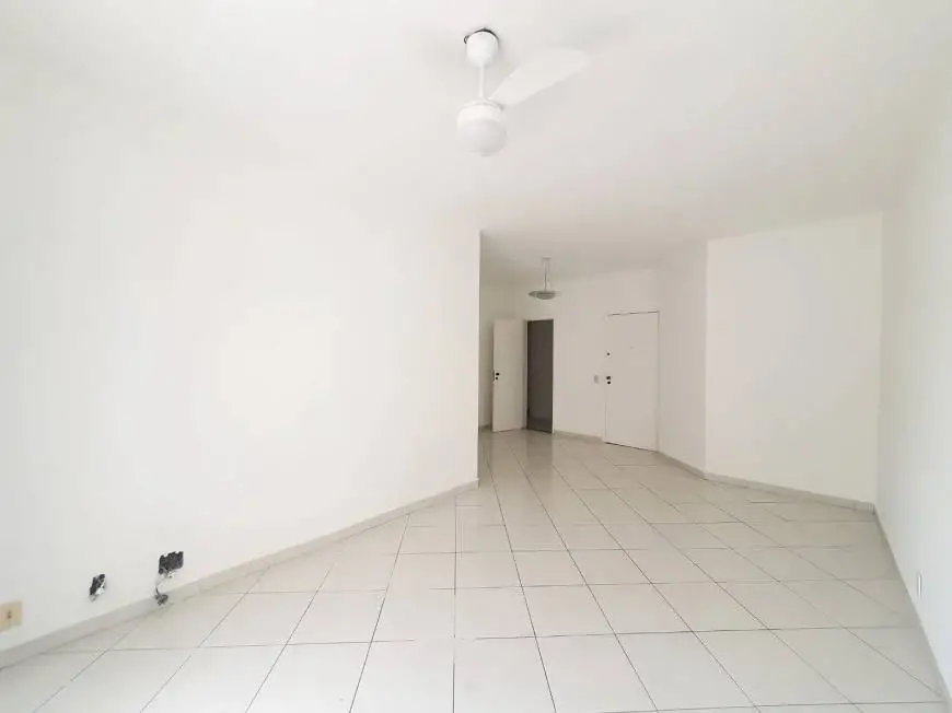 Foto 5 de Apartamento com 3 Quartos para alugar, 120m² em Icaraí, Niterói