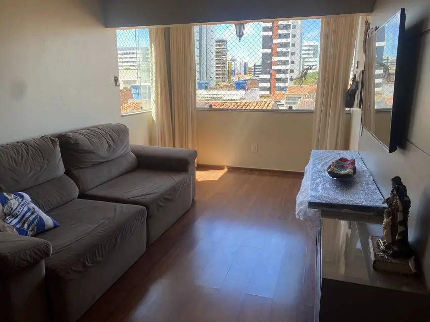 Foto 1 de Apartamento com 3 Quartos à venda, 98m² em Jatiúca, Maceió