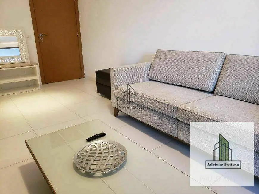 Foto 1 de Apartamento com 3 Quartos para alugar, 105m² em Meireles, Fortaleza