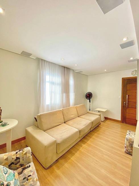 Foto 3 de Apartamento com 3 Quartos à venda, 120m² em Sagrada Família, Belo Horizonte
