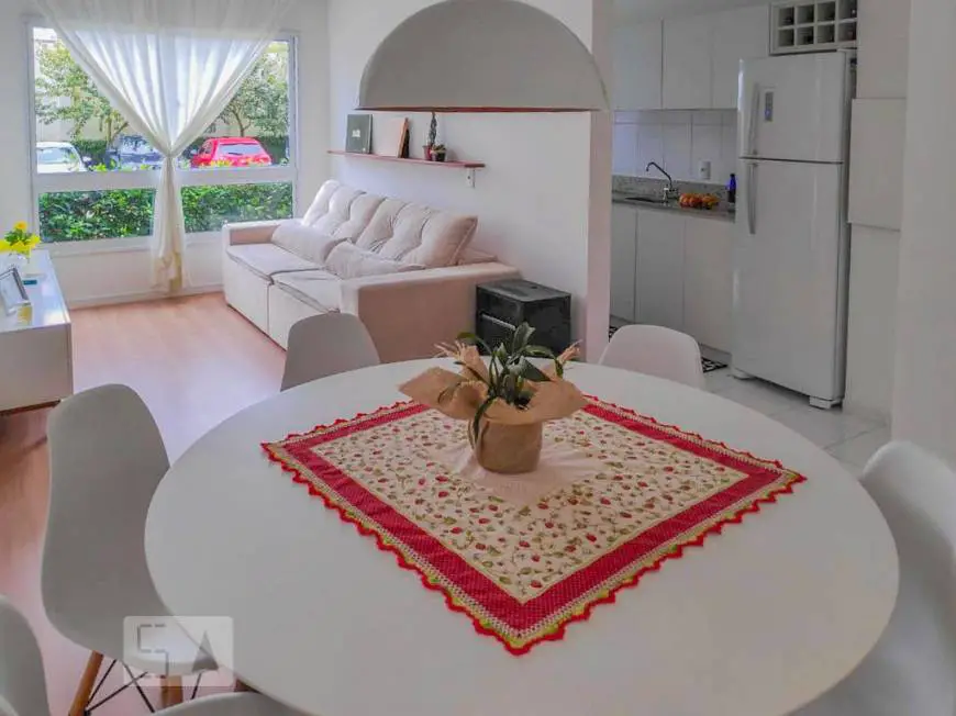 Foto 1 de Apartamento com 3 Quartos à venda, 70m² em Santo Antônio, Porto Alegre