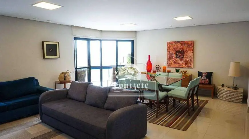 Foto 1 de Apartamento com 4 Quartos à venda, 212m² em Jardim, Santo André