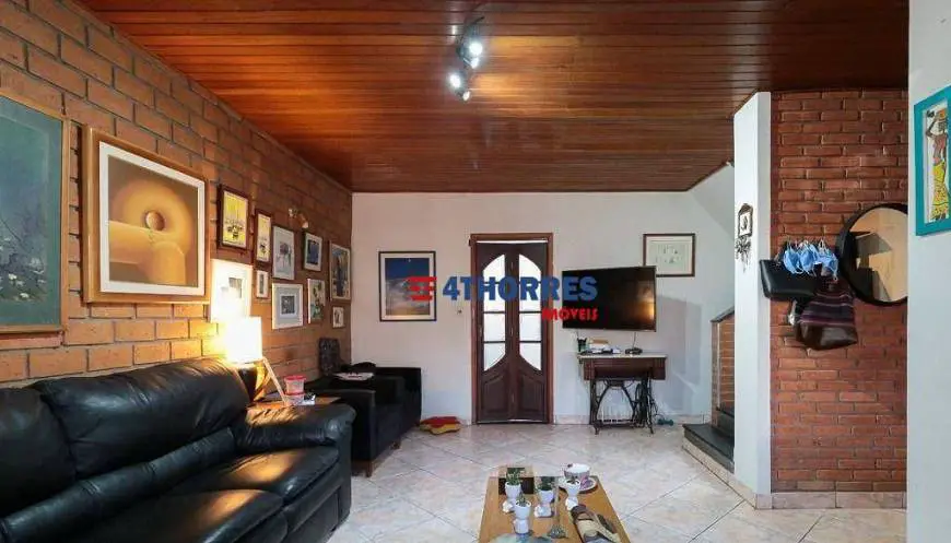 Foto 4 de Casa com 2 Quartos à venda, 216m² em Vila Gomes, São Paulo
