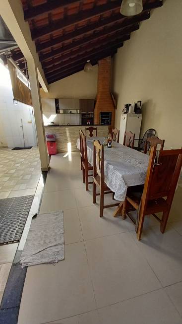 Foto 2 de Casa com 3 Quartos à venda, 190m² em Igarape, Porto Velho