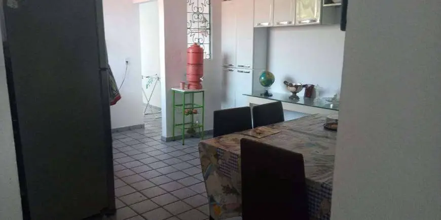 Foto 1 de Casa com 3 Quartos para alugar, 150m² em Jaraguá, Maceió