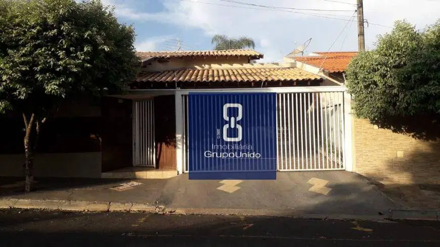 Foto 2 de Casa com 3 Quartos à venda, 200m² em Jardim São Marcos, São José do Rio Preto
