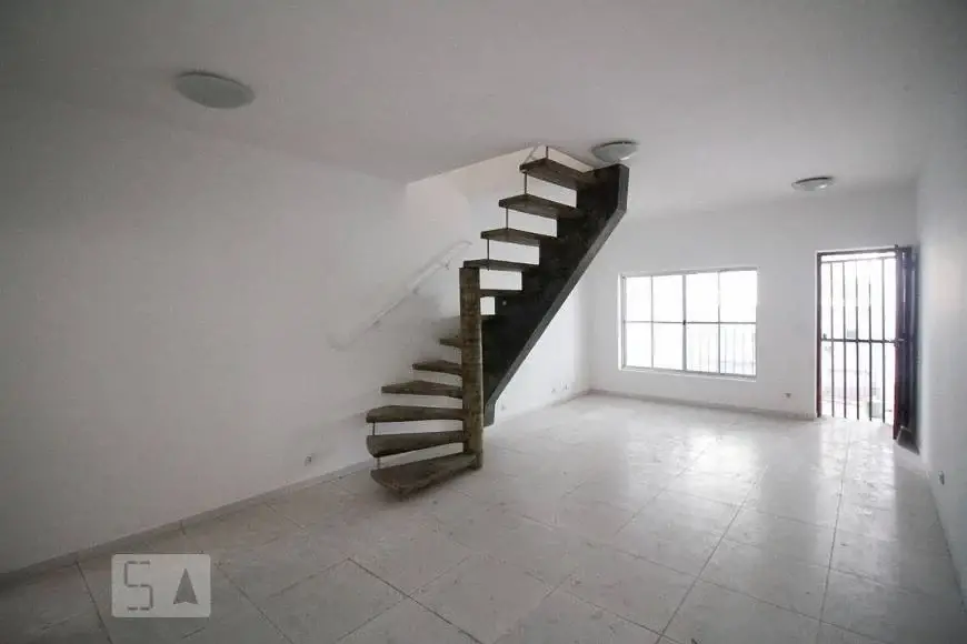 Foto 1 de Casa com 3 Quartos para alugar, 180m² em Pompeia, São Paulo
