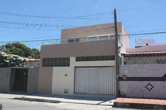 Foto 1 de Casa com 5 Quartos à venda, 199m² em Sapiranga, Fortaleza