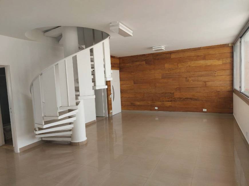 Foto 1 de Cobertura com 2 Quartos para alugar, 220m² em Consolação, São Paulo