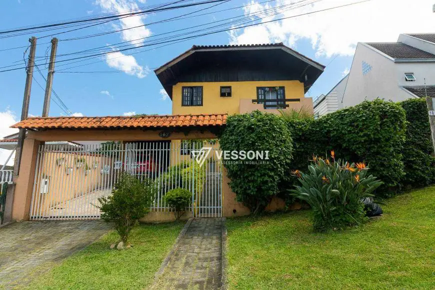 Foto 1 de Sobrado com 3 Quartos à venda, 114m² em Barreirinha, Curitiba