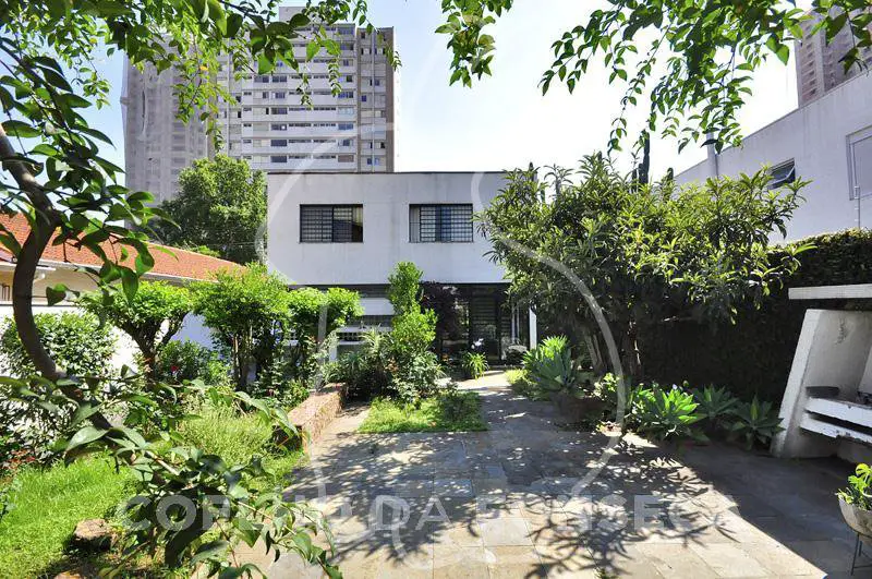 Foto 1 de Sobrado com 4 Quartos à venda, 400m² em Vila Olímpia, São Paulo