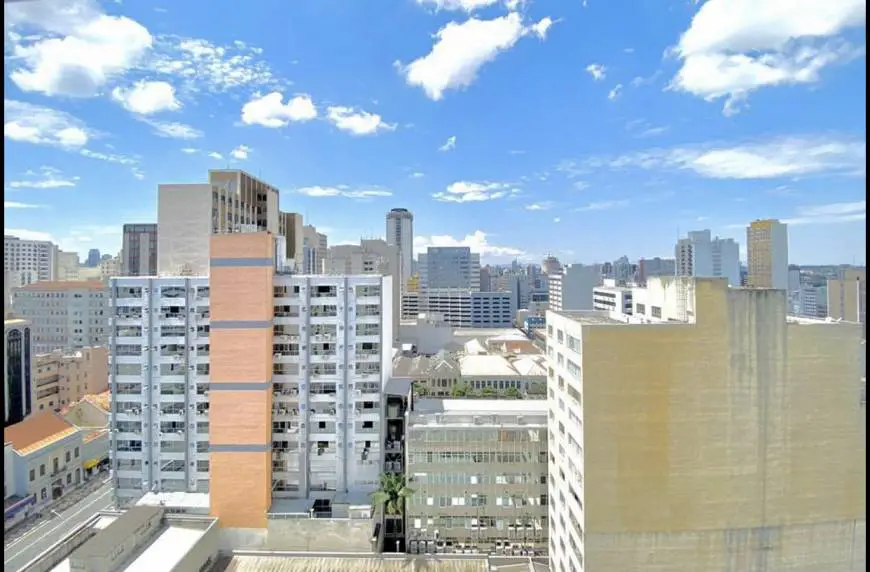 Foto 1 de Apartamento com 1 Quarto para alugar, 45m² em Centro, Curitiba