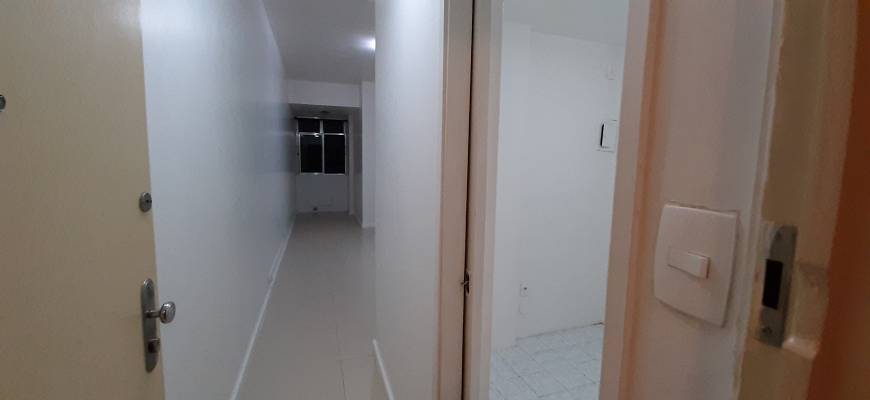 Foto 4 de Apartamento com 1 Quarto para alugar, 54m² em Copacabana, Rio de Janeiro