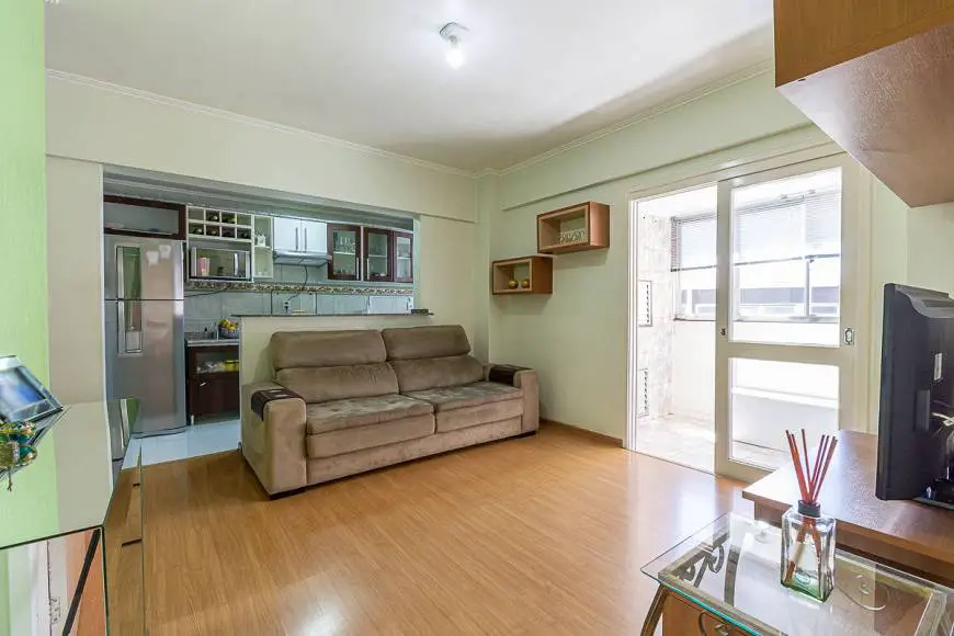 Foto 1 de Apartamento com 1 Quarto à venda, 52m² em Vila Veranópolis, Cachoeirinha