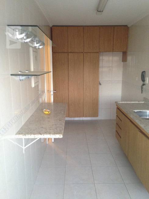 Foto 2 de Apartamento com 2 Quartos à venda, 70m² em Campo Belo, São Paulo