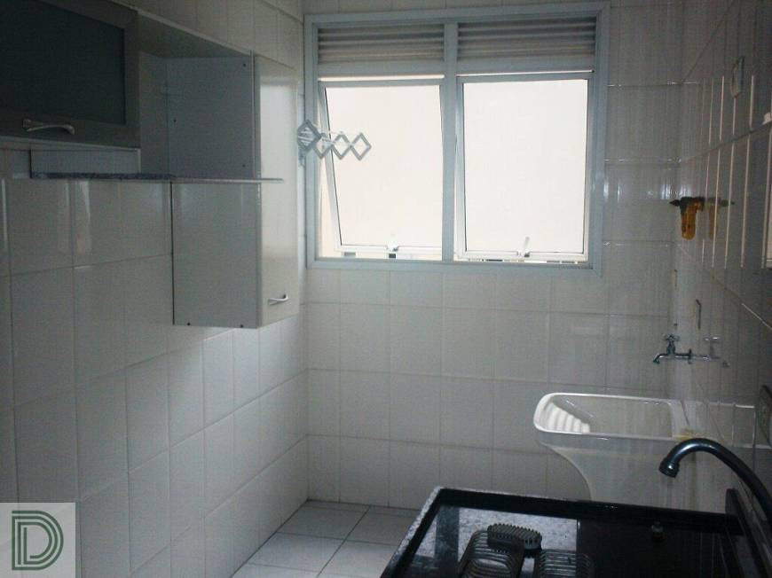 Foto 3 de Apartamento com 2 Quartos à venda, 60m² em Jardim Ester, São Paulo