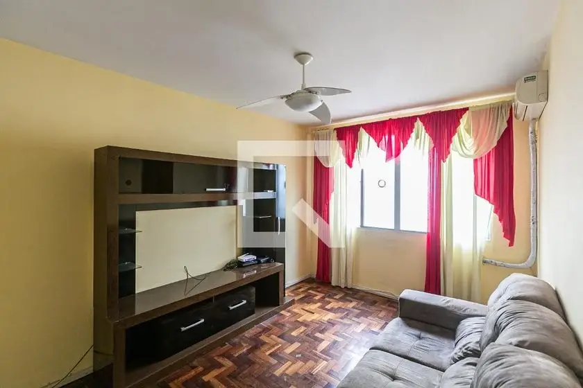 Foto 1 de Apartamento com 2 Quartos à venda, 67m² em Medianeira, Porto Alegre