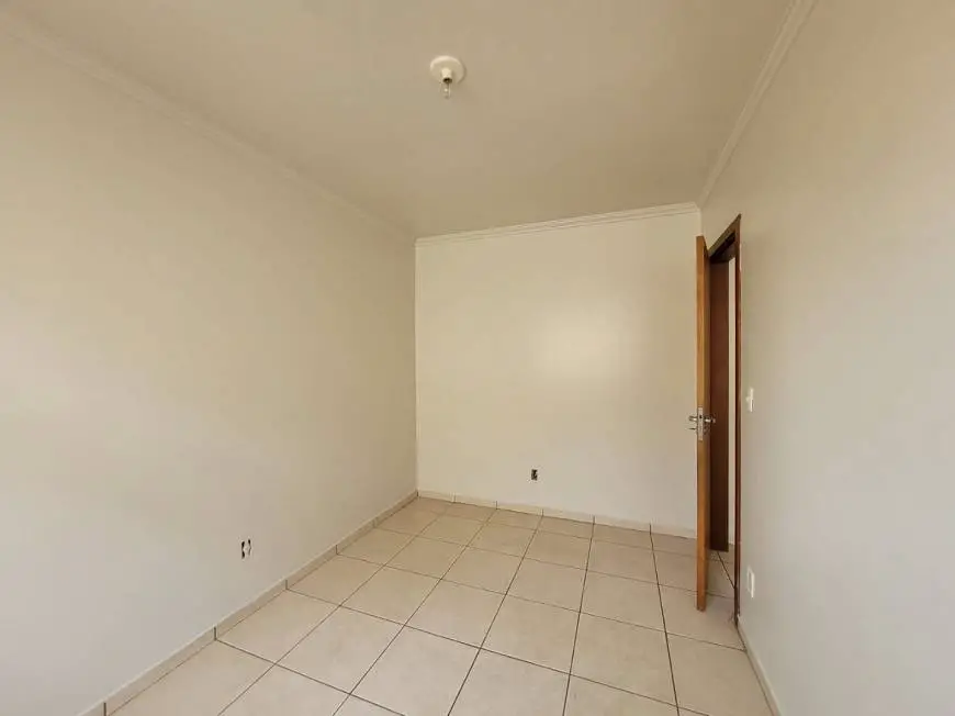 Foto 5 de Apartamento com 2 Quartos para venda ou aluguel, 60m² em Órfãs, Ponta Grossa