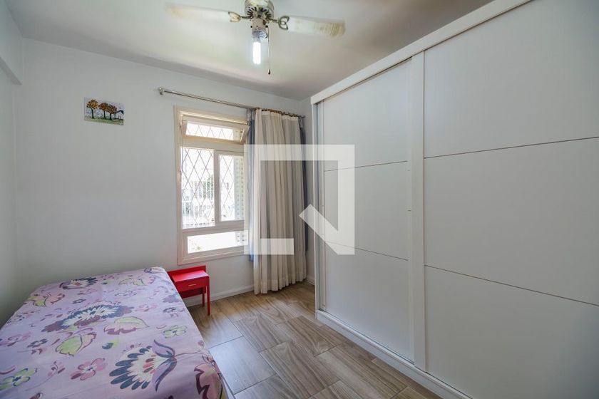 Foto 5 de Apartamento com 2 Quartos para alugar, 92m² em Rio Branco, Porto Alegre
