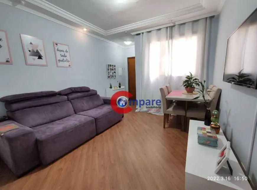 Foto 1 de Apartamento com 2 Quartos à venda, 55m² em Vila das Bandeiras, Guarulhos