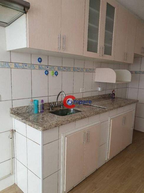 Foto 2 de Apartamento com 2 Quartos à venda, 50m² em Vila Galvão, Guarulhos