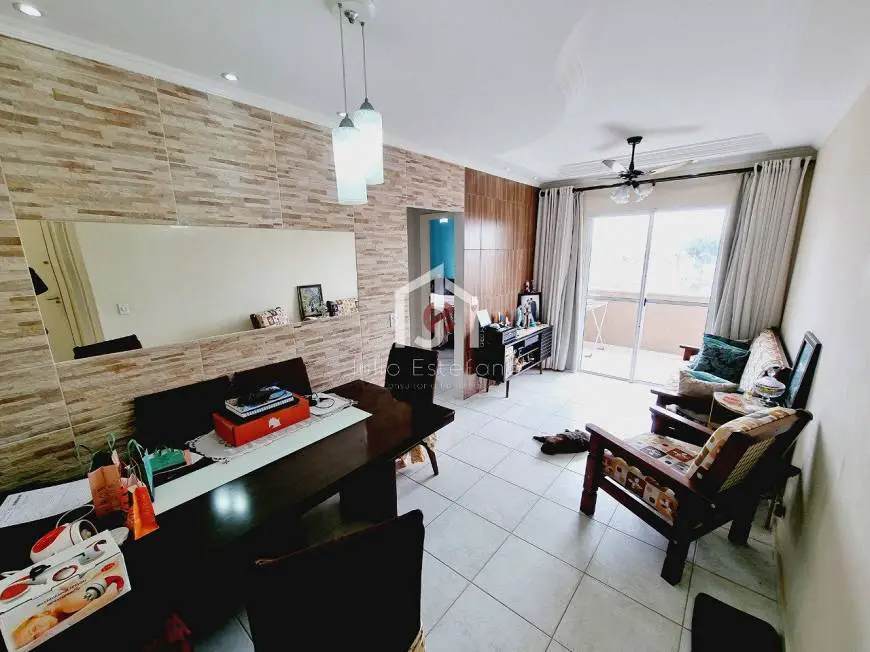 Foto 2 de Apartamento com 2 Quartos à venda, 62m² em Vila São José, Taubaté