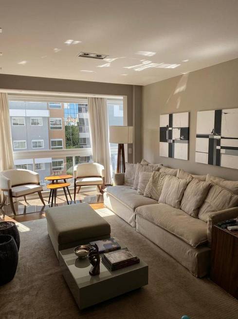 Foto 2 de Apartamento com 3 Quartos à venda, 129m² em Ahú, Curitiba