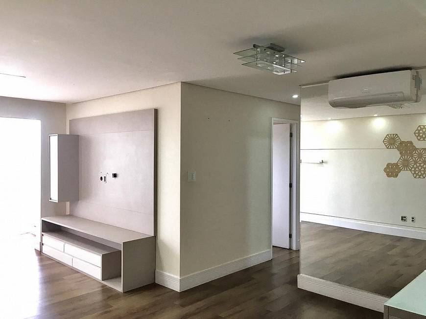 Foto 1 de Apartamento com 3 Quartos à venda, 85m² em Bosque da Saúde, São Paulo