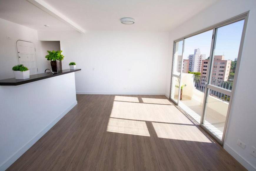 Foto 2 de Apartamento com 3 Quartos à venda, 94m² em Jardim Umuarama, São Paulo