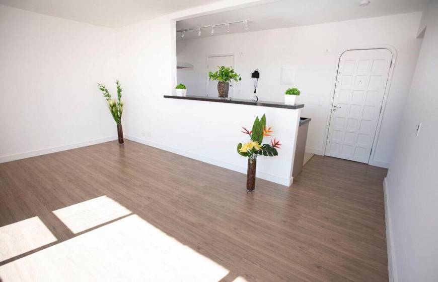 Foto 3 de Apartamento com 3 Quartos à venda, 94m² em Jardim Umuarama, São Paulo